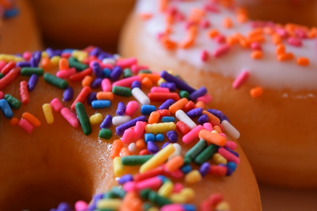 close-up-dessert-donuts
